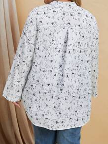 EMERY ROSE Plus Ditsy Floral Print Curved Hem Blouse - Black and White - View 3