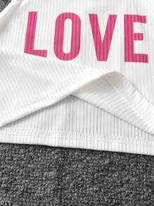 SHEIN 3 piezas Conjunto de ropa casual para niña joven: Blusa de manga larga rosa, camiseta sin mangas con estampado de letras, jeans desgastados con bolsillos - Rosa Fucsia - Ver 4