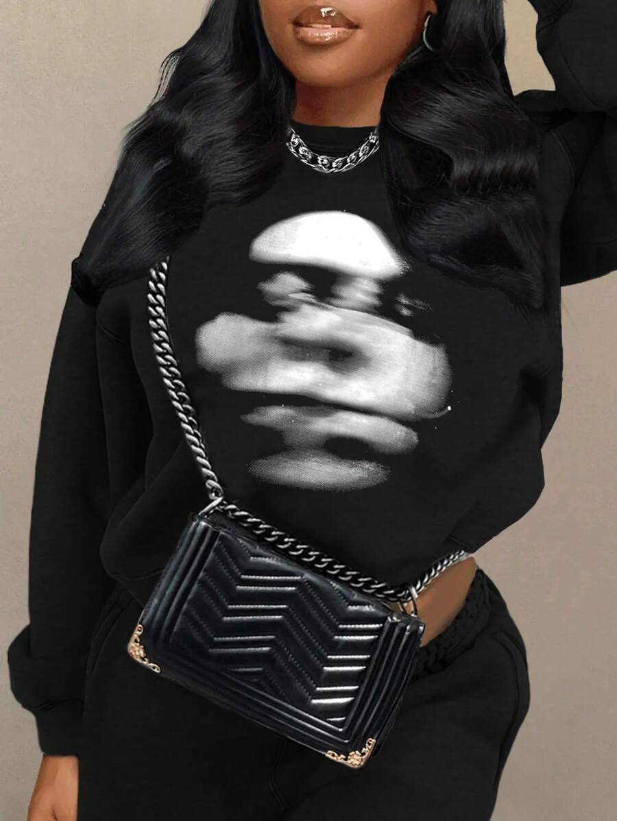 SHEIN Face Printed Crew Neck Casual Sweatshirt,Long Sleeve Tops Graduation,Back To School Outfits,Graduation,Teacher Outfits For Women,Back To School