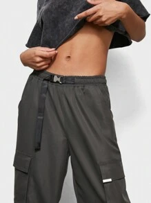 SUMWON WOMEN Multi Pockets Cargo Pant With Buckle Detail - Grey - View 3