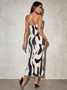 SHEIN SXY Vestido largo plisado elegante de mujer con estampado blanco y negro - Multicolor - Ver 2