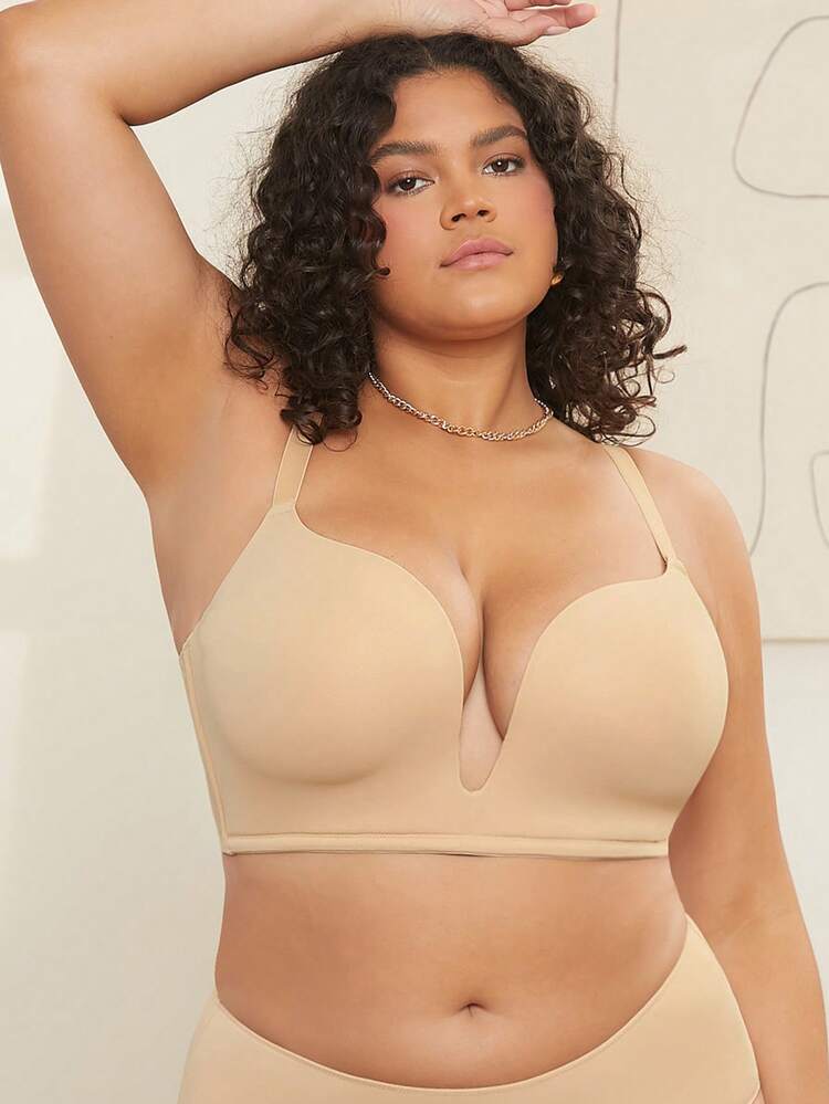 Plus Deep-V Plunge Low-Back Smoothing Bra