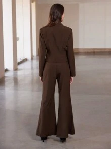 GENKIRA Conjunto de traje de mujer compuesto por chaqueta corta de blazer con cintura ceñida en estilo retro y pantalones acampanados de talle alto - Café integral - Ver 2