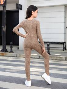 SHEIN Tween 女童简约街头风格运动休闲针织纯色圆领长袖连体裤 - 卡其色 - 查看 2