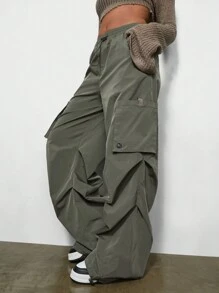 SUMWON WOMEN 街头尼龙宽松工装裤 - 軍綠色 - 查看 3