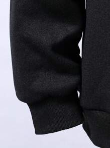 SHEIN 3-delige casual set voor jongens: zwart sweatshirt, zwarte broek, kaki crossbodytas