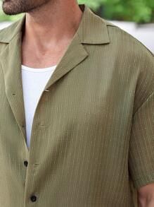 Manfinity Homme 男士纯色前扣短袖衬衫，夏季 - 灰色 - 查看 4