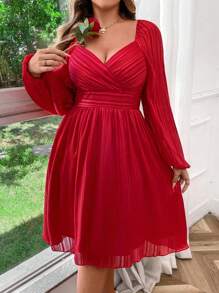 SHEIN Clasi 大码女式纯色简约日常长袖连衣裙新年衣服