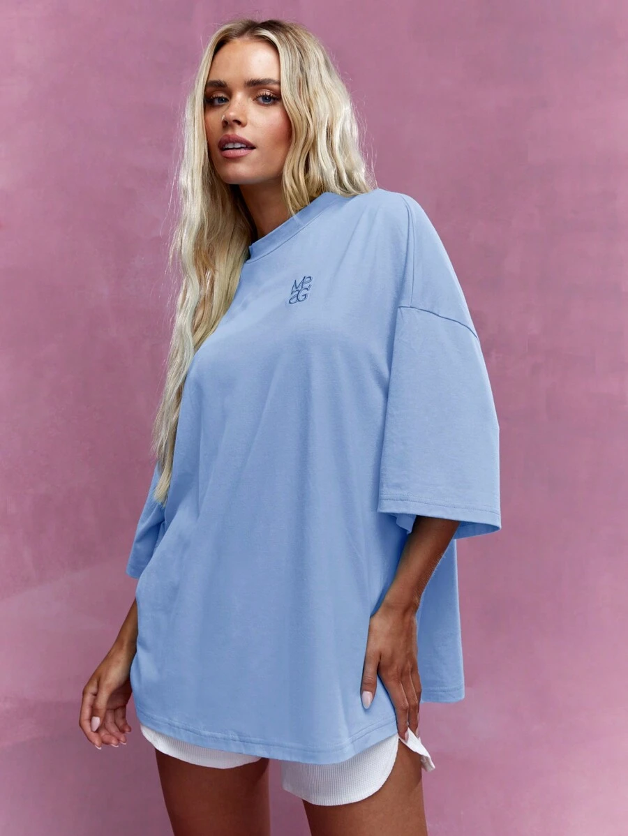 MISSGUIDED Embroidered Logo Drop Shoulder Oversized Crew Neck T-Shirt - Blue - View 1