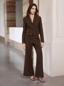 GENKIRA Conjunto de traje de mujer compuesto por chaqueta corta de blazer con cintura ceñida en estilo retro y pantalones acampanados de talle alto - Café integral - Ver 4