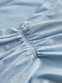 SHEIN X KeniaOs SHEIN ICON Parte superior halter con espalda descubierta, fruncido delantero y cuello drapeado - Celeste - Ver 3