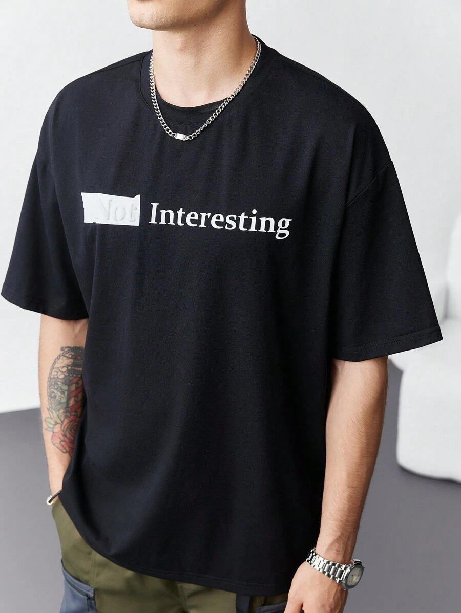 Manfinity Homme Tricou cu mânecă scurtă cu imprimeu cu litere, casual, pentru bărbați, vară - Negru - Vizualizare 1