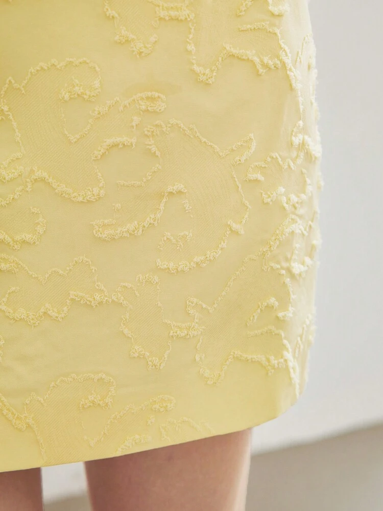 MOTF STUDIO SOLID FUZZY TEXTURED SKIRT