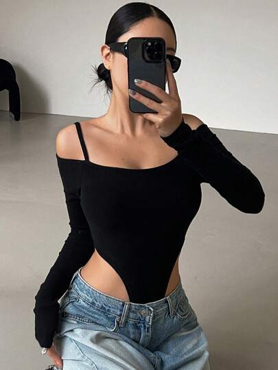 DAZY Body de mujer de unicolor y sexy con hombros descubiertos, manga larga, Y2K. Parte superior con hombros descubiertos para mujer, ropa de mujer para otoño