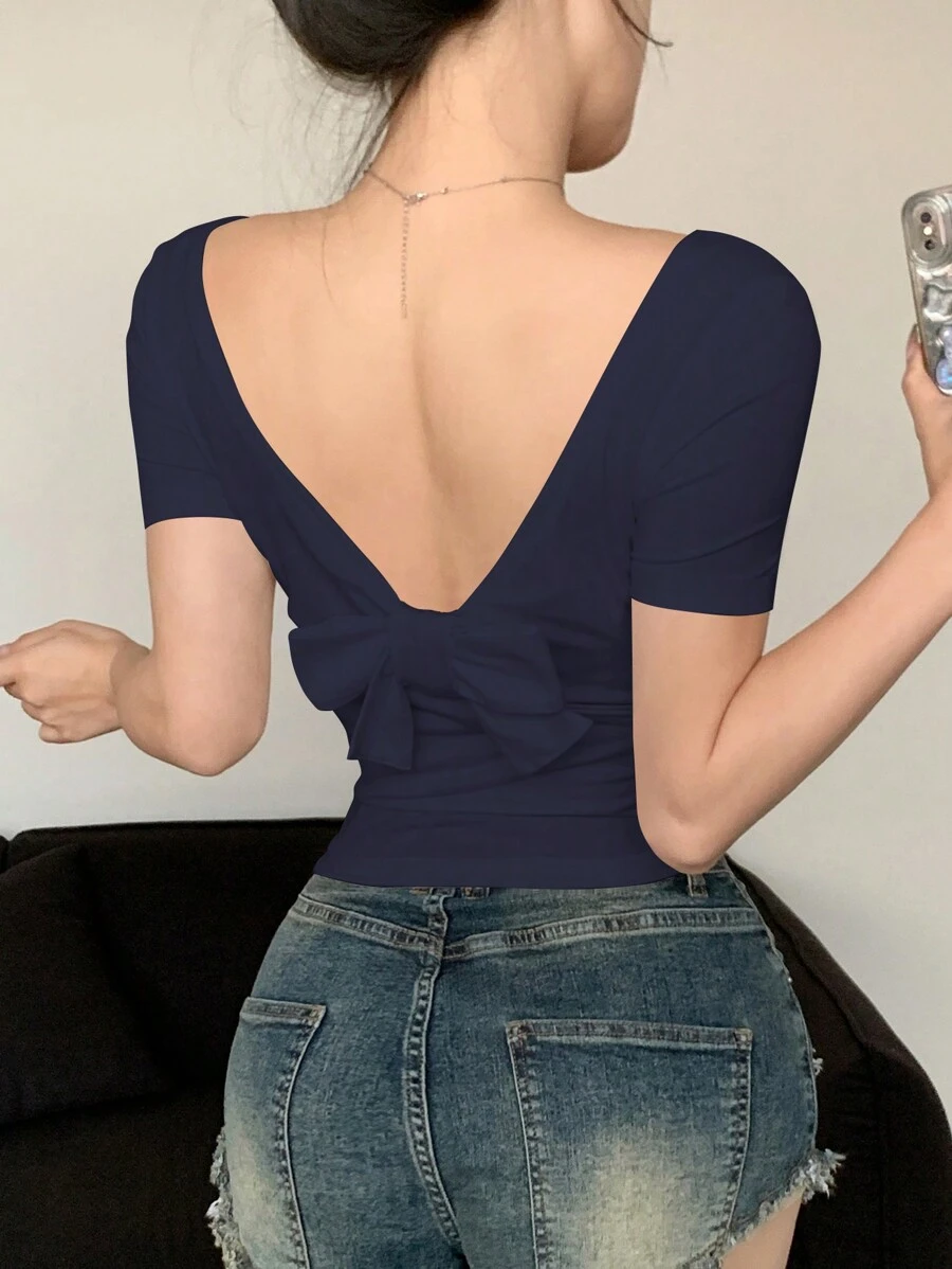 DAZY Áo thun bó sát tay ngắn trang trí nơ lưng màu trơn cho nữ, mùa hè, áo hở lưng - Màu xanh hải quân - Xem 1