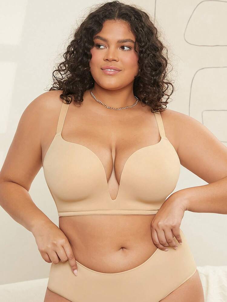 Plus Deep-V Plunge Low-Back Smoothing Bra