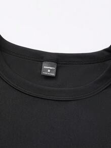 Manfinity LEGND Men Cross Print Tee