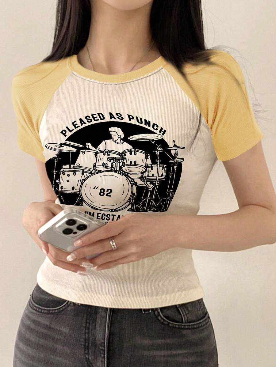 DAZY 女士圆领短袖人物与字母印花拼色紧身上衣