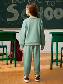 SHEIN Explorewe 2 piezas Chaqueta y pantalón de chándal con cintura elástica, estampado de letras de unicolor grueso, manga raglán, casual y deportivo para niñas - Verde - Ver 2