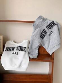 SHEIN 2 件套幼儿男童/女童字母印花高领长袖运动衫和运动夹克套装，适合日常穿着、上学、旅行和运动、秋冬季 - 彩色 - 查看 1