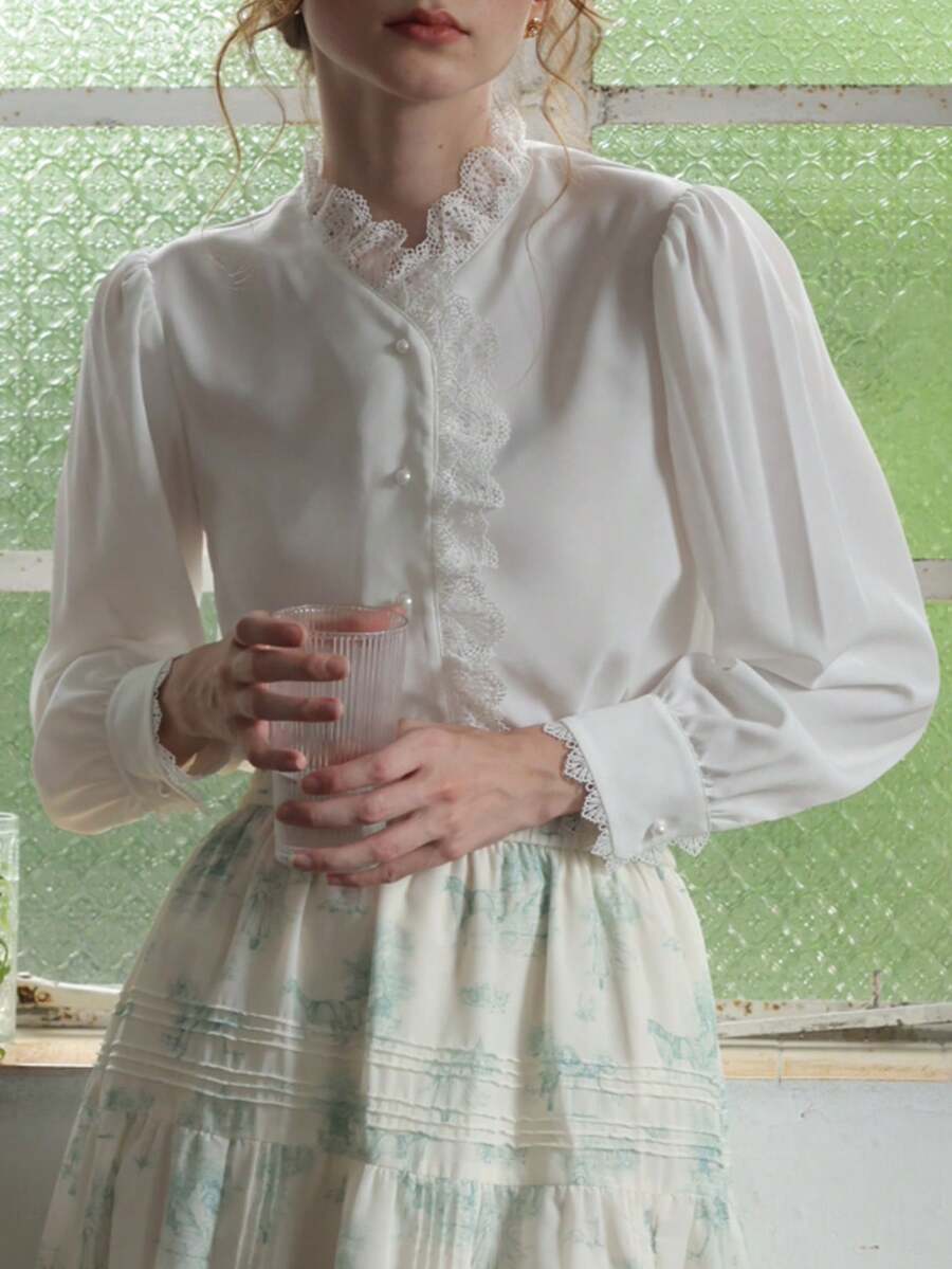 Simple Retro White Pusher Long Sleeve Ruffled Turtleneck Shirt - White - View 1