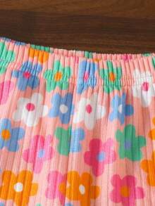 SHEIN Set de 2 piezas para niñas jóvenes con top casual con estampado de flores y pantalones acampanados - Multicolor - Ver 5