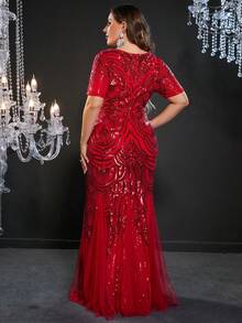 大码船领短袖晚礼服，鱼尾造型惊艳，搭配薄纱层叠和精致的串珠花卉刺绣，是婚礼、晚会、歌剧表演、红毯活动和豪华宴会的正式服装。 - 紅色 - 查看 2