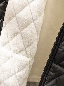 SHEIN Quần áo mùa đông cho trẻ em Tween Boy chần bông Tween Boy có thể kết hợp với áo len bé trai Áo hoodie bé trai Áo sơ mi Giáng sinh Áo sơ mi Halloween Áo cánh đen Áo cánh mùa thu Áo cánh dài tay Áo len cardigan dài Áo len cardigan nâu Quần chạy bộ cho bé trai - màu đen - Xem 3