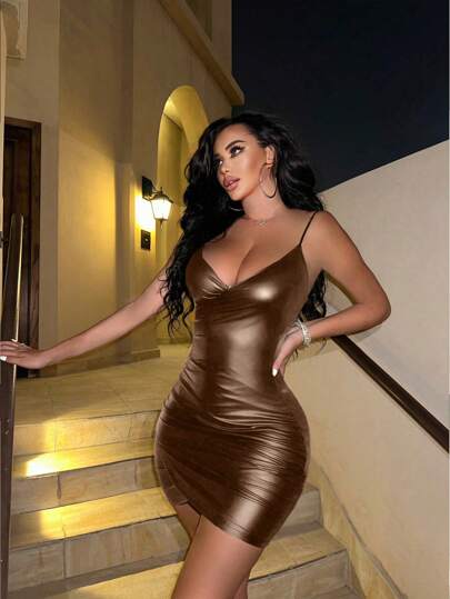 Zolique فستان حريمي أنيق بأكمام بدون أكمام، لون أحادي معدني، ملائم بشكل مثالي، من الجلد البولي