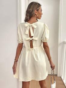 Chiquease 泡泡袖可爱蝴蝶结后背纹理 A 字连衣裙，秋季女装时尚 - 白色 - 查看 1