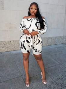 Slaydiva 2pcs Women's Summer Casual Graffiti Print Shoulder Top And Shorts Set - Khaki - View 2