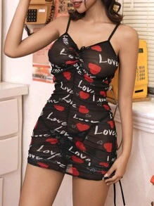 Conjunto de ropa interior de dos piezas para mujer, vestido de dormir ajustado con correas de espagueti de malla sin espalda y estampado de carta de amor, y tanga sexy