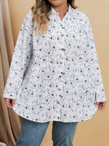 EMERY ROSE Plus Ditsy Floral Print Curved Hem Blouse - Black and White - View 1