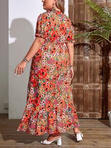 SHEIN Holidaya 大码 V 领纽扣短袖花卉印花高开叉优雅连衣裙 - 棕色 - 查看 2