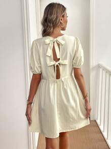 Chiquease 泡泡袖可爱蝴蝶结后背纹理 A 字连衣裙，秋季女装时尚 - 白色 - 查看 2