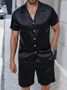 Manfinity LEGND Men's Front Buttoned Short Sleeve Top And Shorts Set, Casual Daily Wear