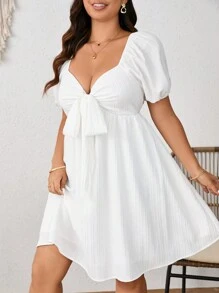 SHEIN Frenchy Mùa hè Bridgerton Nắp Tay Nơ Thắt Nơ Mini Đầm Trắng Với Người Yêu Cổ Bridgerton Đầm Phong Cách Cũ Tiền Phong Cách Lót - trắng - Xem 6