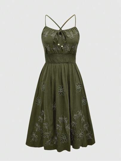 Women's Summer Casual Floral Embroidered Spaghetti Strap Green Dress