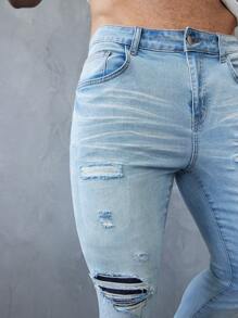 Manfinity LEGND Jeans pitillo de denim azul claro desgastados para hombres - Lavado ligero - Ver 5