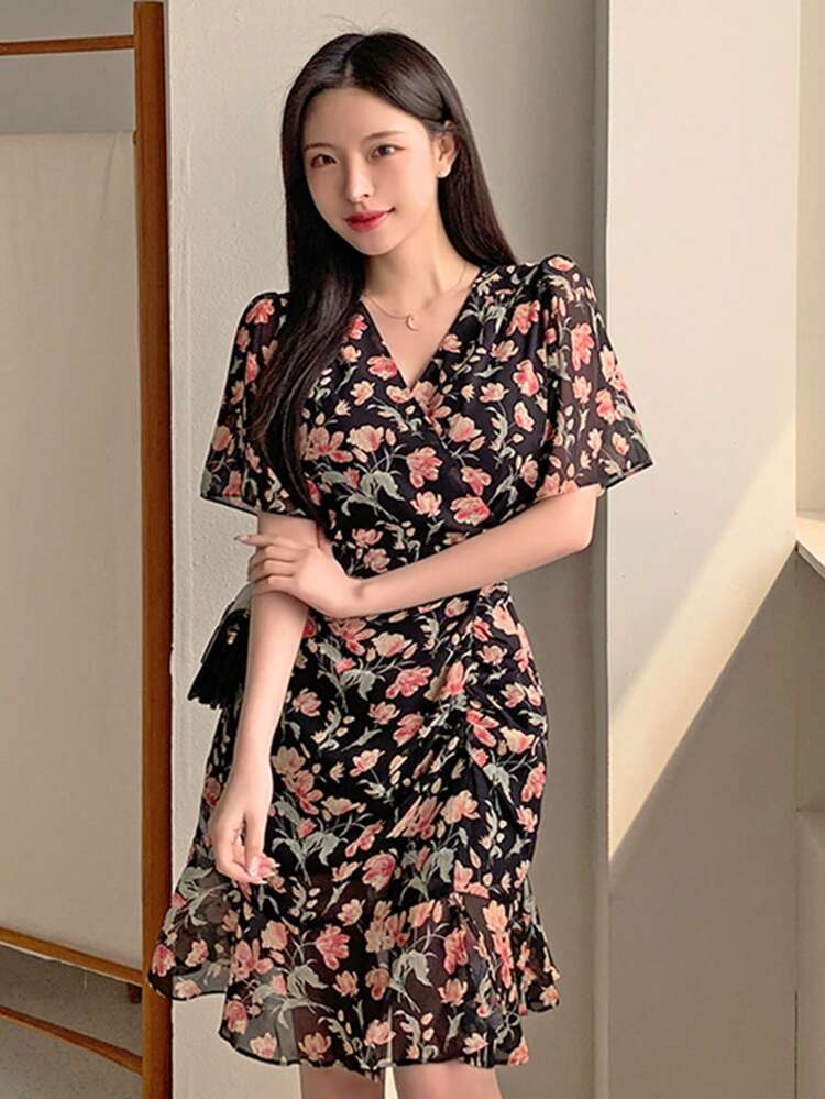 Women's Floral All-Over Print Short Sleeve Casual Mini Dress, Summer Holiday Sundress Boho Vacation Outfits Women
