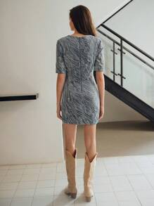 MOTF STUDIO VÁY NGẮN NGẮN CỔ TUYỆT VỜI SEQUINS - Xám - Xem 7