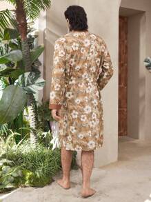 Manfinity ChillVibe Men's All-Over Print Patchwork Long Sleeve Kimono Robe - Multicolor - View 3