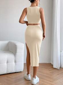 SHEIN PETITE Bộ áo ba lỗ crop top liền mạch và váy xẻ đùi hai mảnh - Màu be - Xem 2