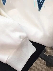 SHEIN Teen Girls' Casual Minimalist Stars & Letter Graphic White Loose Fit Long Sleeve Sweatshirt, Fall/Winter School Outfit