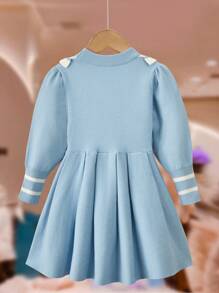 SHEIN 少女們的藍色純色時尚、休閒、可愛、舒適、柔軟、簡單、溫暖、多用途、優雅的褶邊蝴蝶結長袖針織毛衣裙，適合在家、日常外出、遊戲、派對穿著，適合秋冬季節 - 淺藍色 - 查看 4