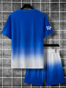 Manfinity Hypemode 男士卡通熊印花渐变色短袖上衣和前系带口袋短裤套装，休闲度假 - 藍白色 - 查看 2