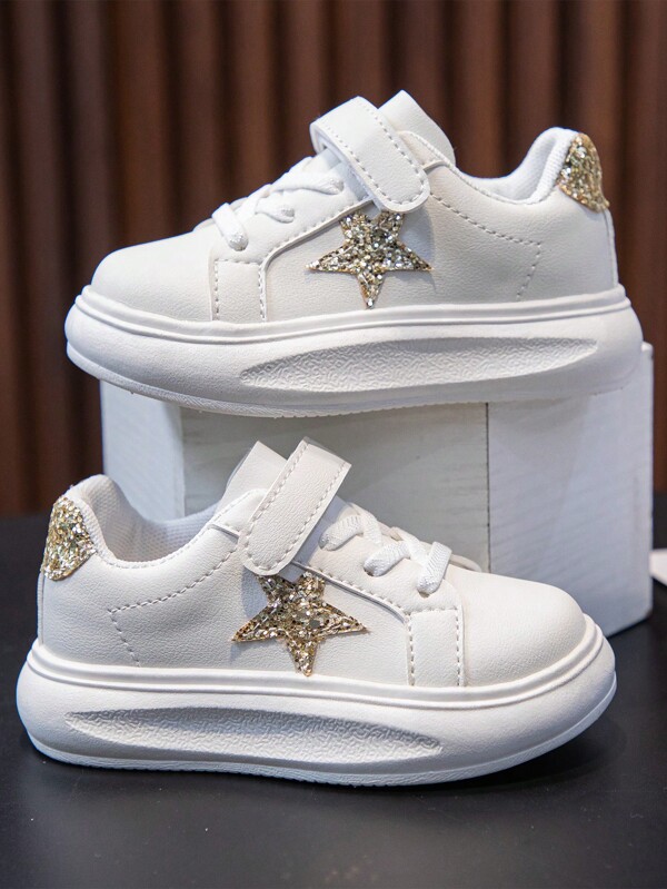 1 Pair Children Athletic Shoes - Fashionable Minimalist Design