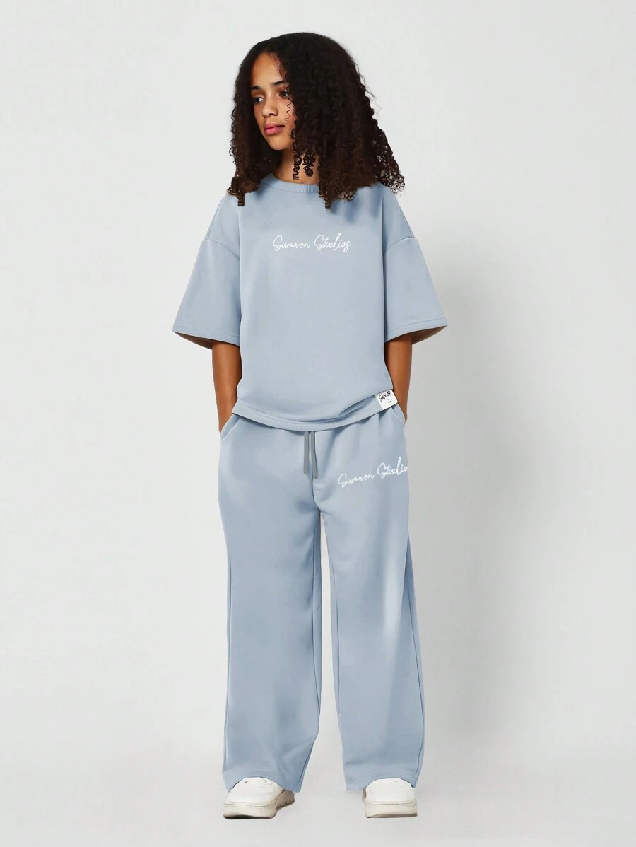 SUMWON Tween Girls Oversized Fit Elbow Sleeve Tee And Straight Fit Sweatpants With Embroidery 2 Piece Set - Blue - View 1