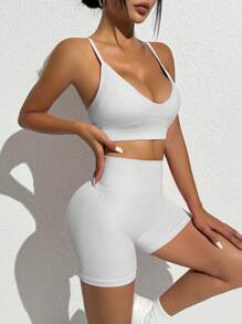 Slayoga Einfarbiges, rundhalsiges Träger-Yoga-Set für Frauen mit minimalistischem Passform-Look und nahtlosem Design