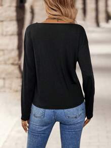 EMERY ROSE Camiseta de manga larga de cuello en V sencilla casual para mujer con estampado de labios rojos, alas y instrumentos musicales de música country, camiseta gráfica de otoño e invierno - Negro - Ver 4